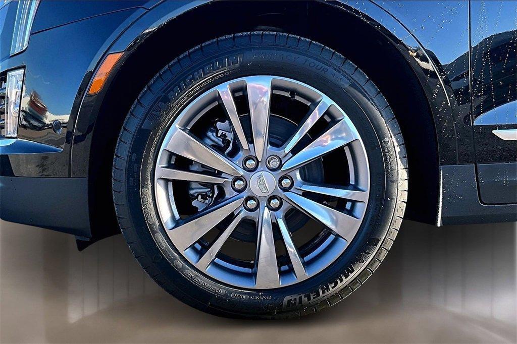 new 2026 Cadillac XT5 car, priced at $58,095