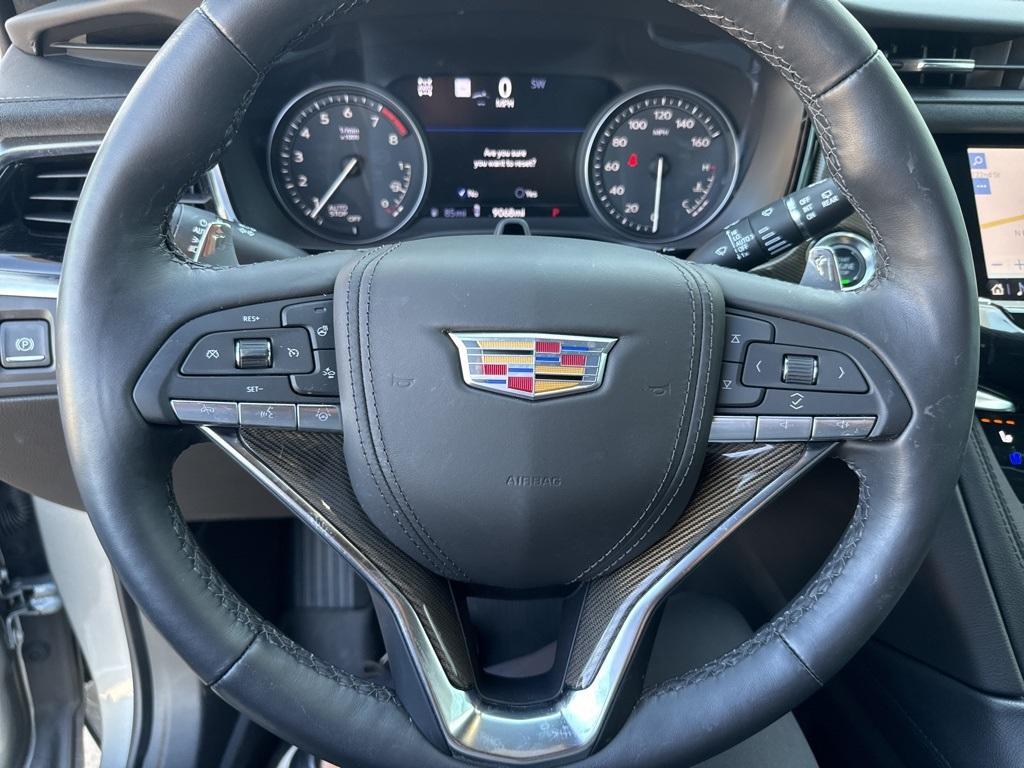used 2025 Cadillac XT6 car, priced at $60,000