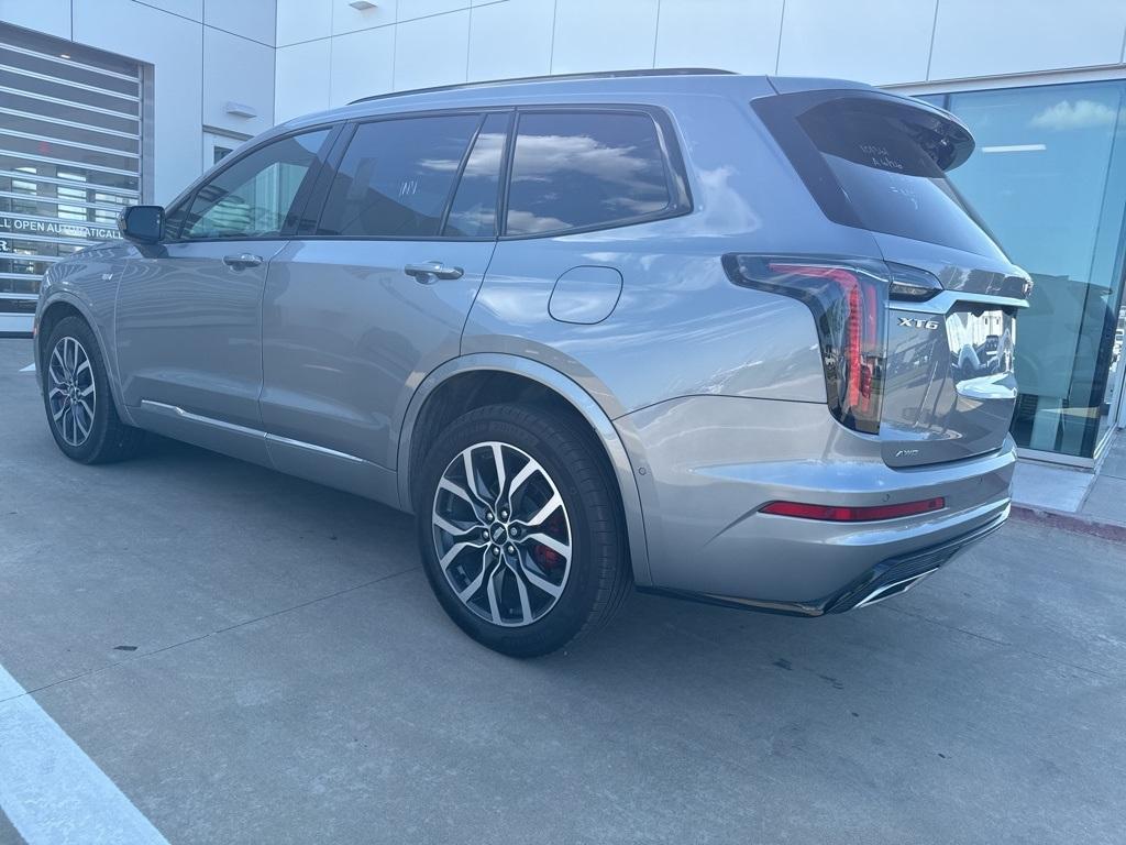 used 2025 Cadillac XT6 car, priced at $60,000