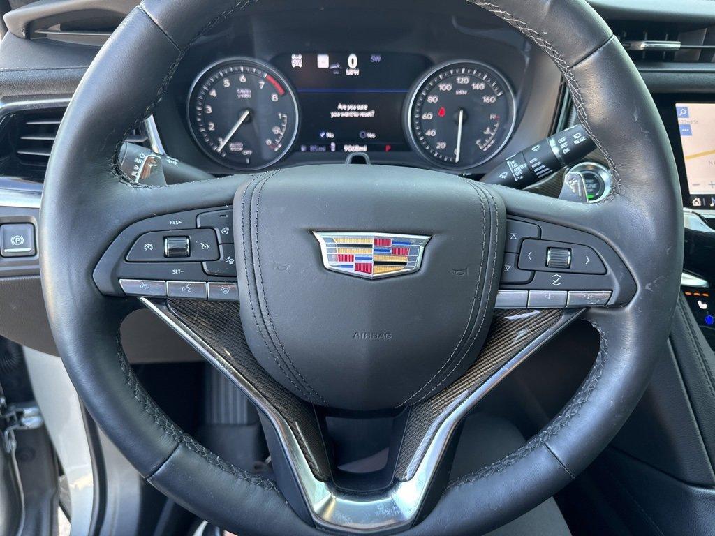 used 2025 Cadillac XT6 car, priced at $60,000
