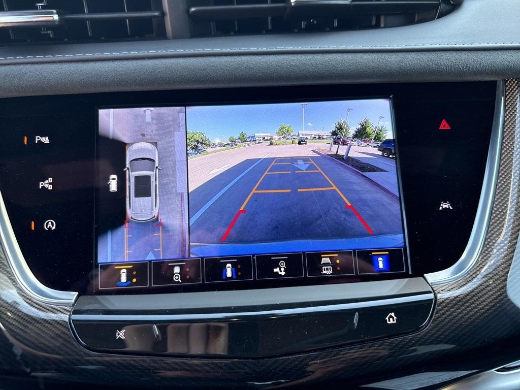 used 2025 Cadillac XT6 car, priced at $60,000