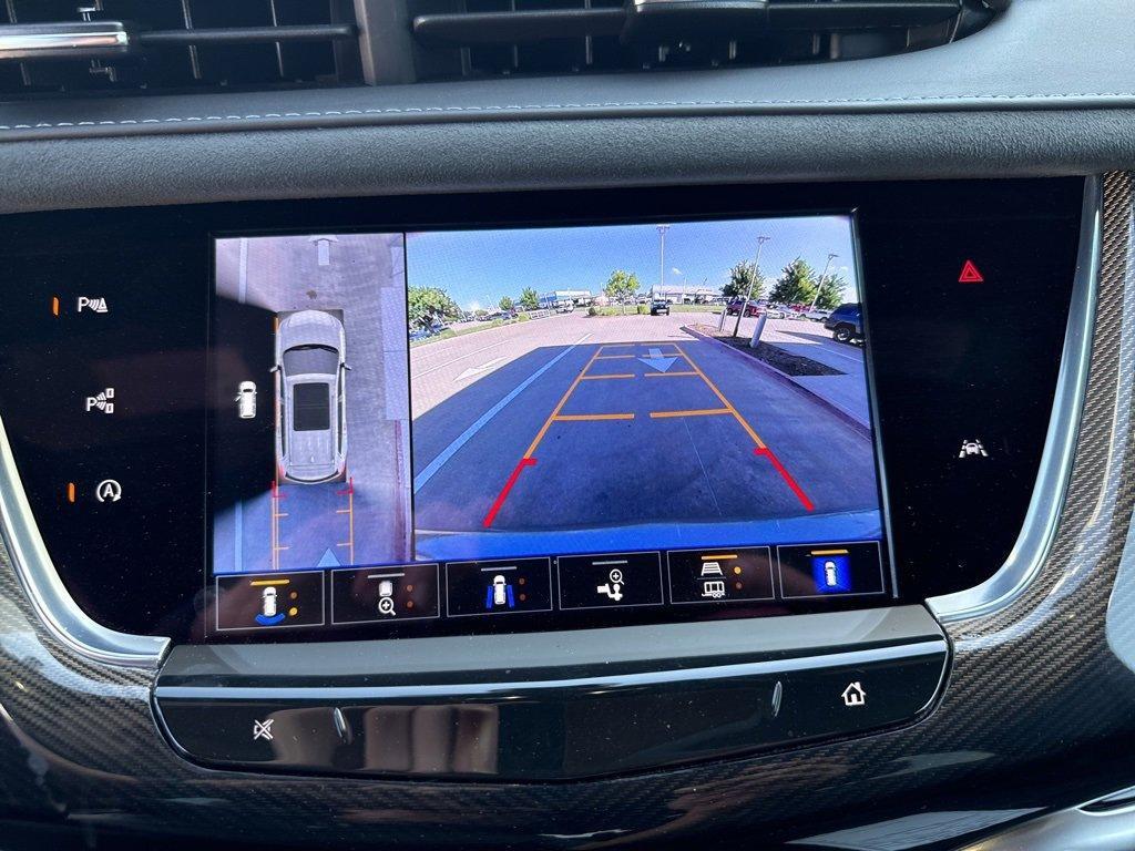 used 2025 Cadillac XT6 car, priced at $60,000