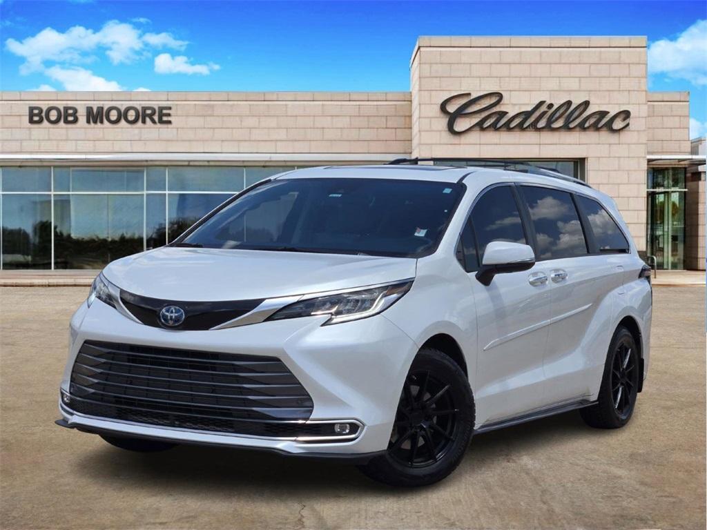 used 2022 Toyota Sienna car, priced at $43,990