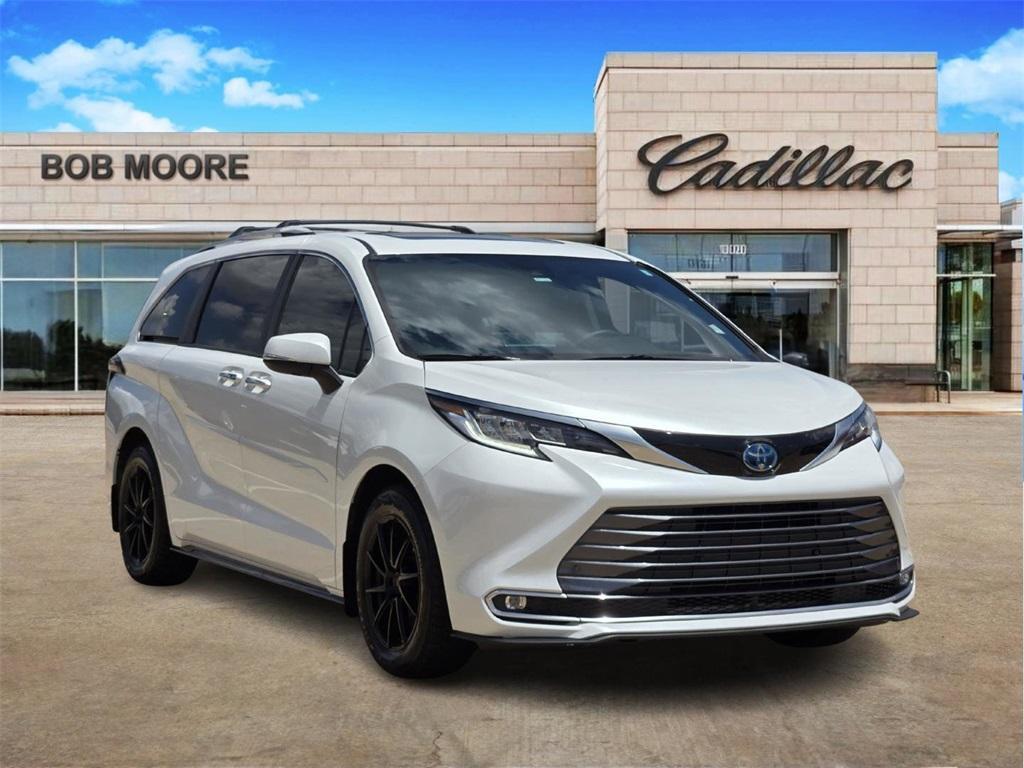 used 2022 Toyota Sienna car, priced at $43,990