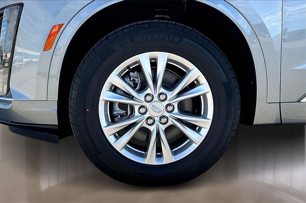 new 2025 Cadillac XT6 car, priced at $48,940