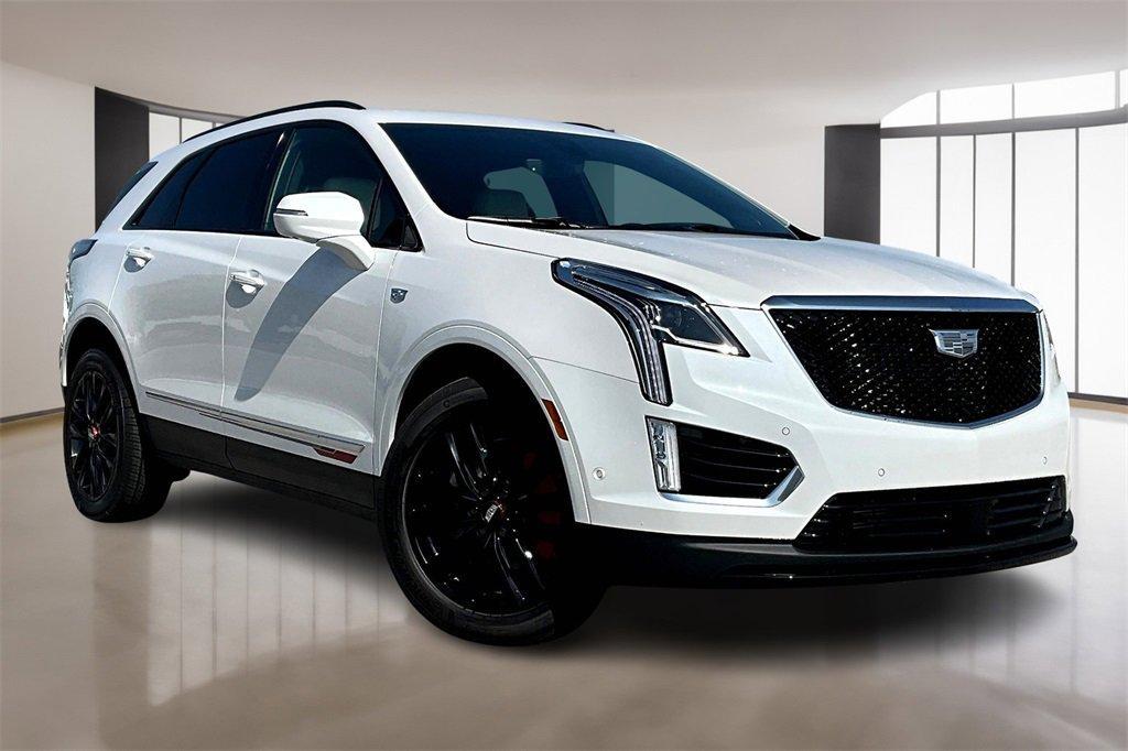 new 2025 Cadillac XT5 car, priced at $67,110
