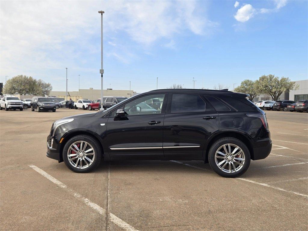 new 2025 Cadillac XT5 car, priced at $62,385