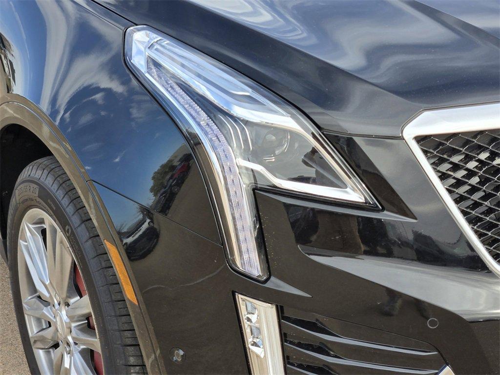new 2025 Cadillac XT5 car, priced at $62,385