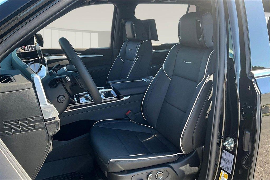 new 2026 Cadillac Escalade ESV car, priced at $120,030