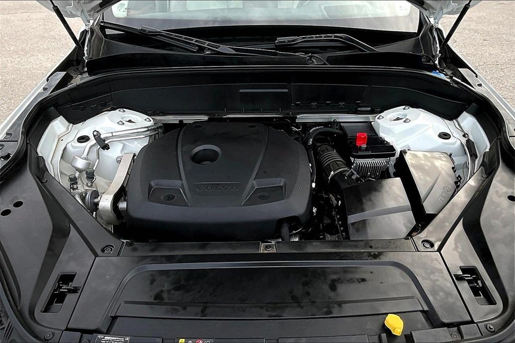 used 2022 Volvo XC90 car, priced at $31,000