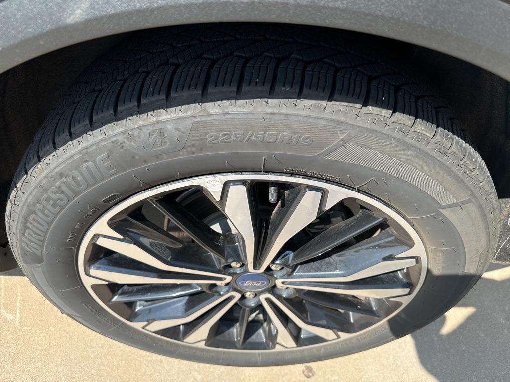 used 2021 Ford Escape car, priced at $17,988