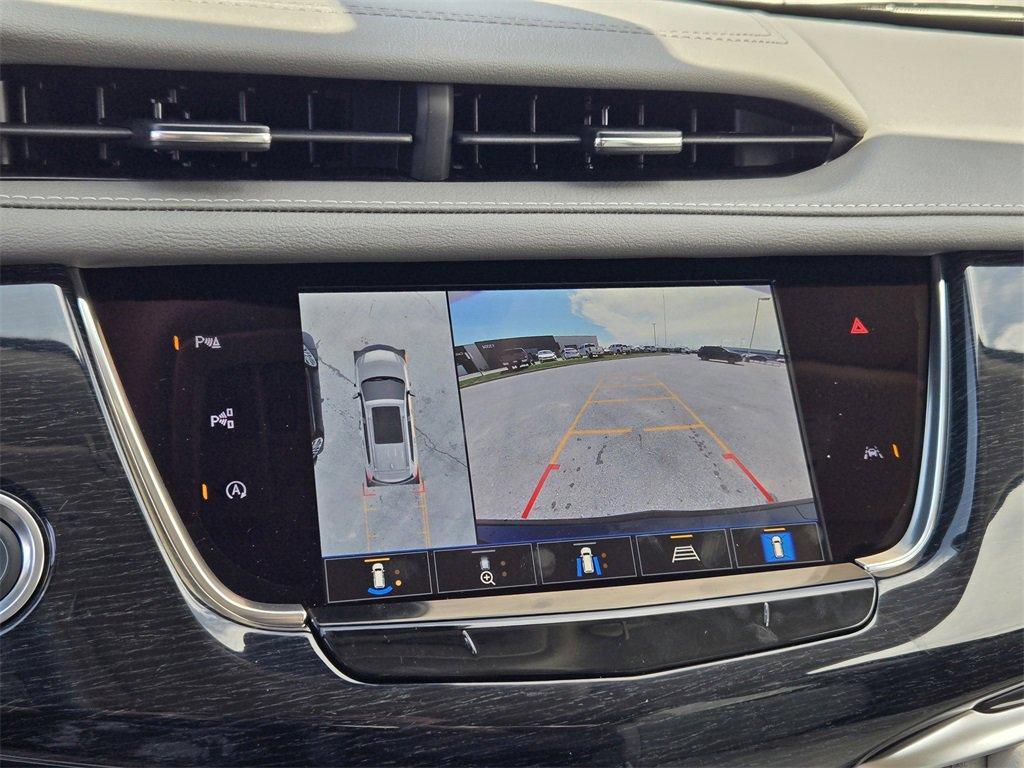new 2025 Cadillac XT6 car, priced at $59,915
