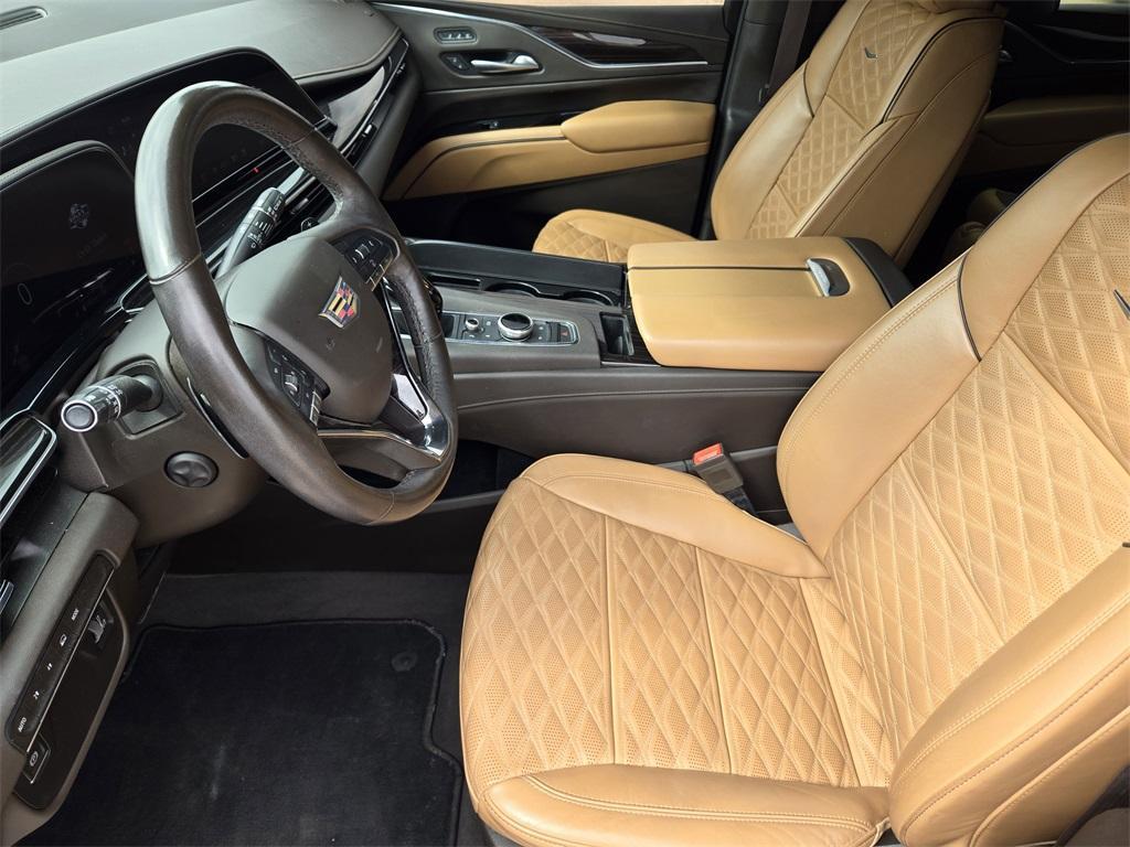 used 2023 Cadillac Escalade ESV car, priced at $57,544