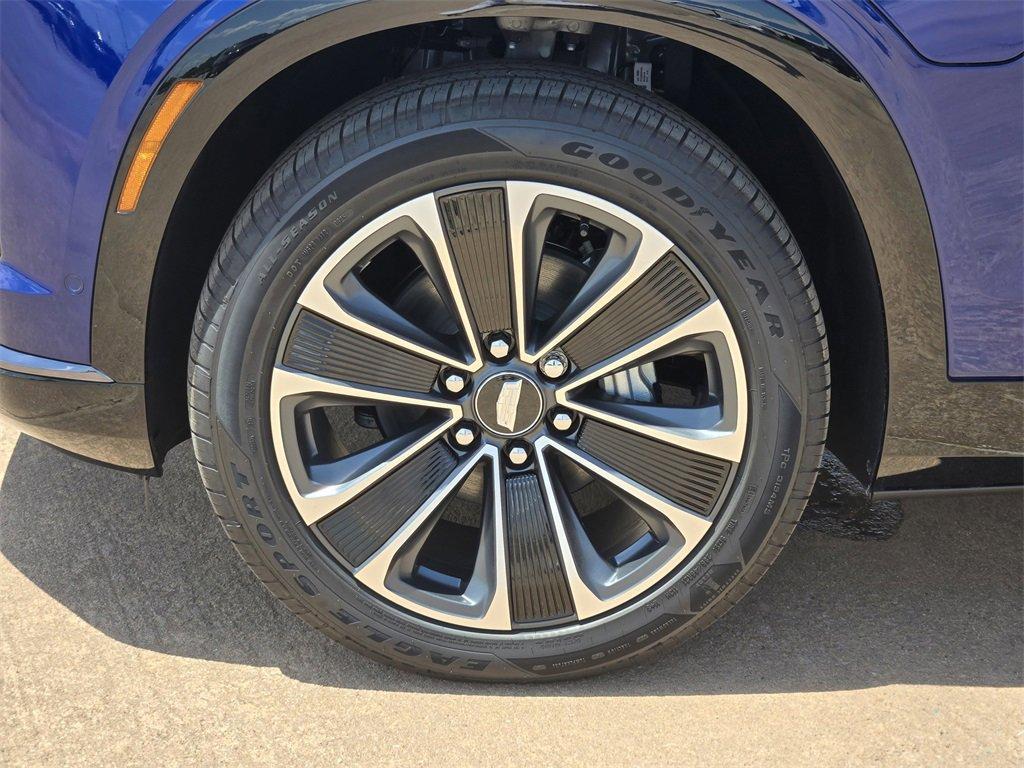 new 2026 Cadillac VISTIQ car, priced at $82,010