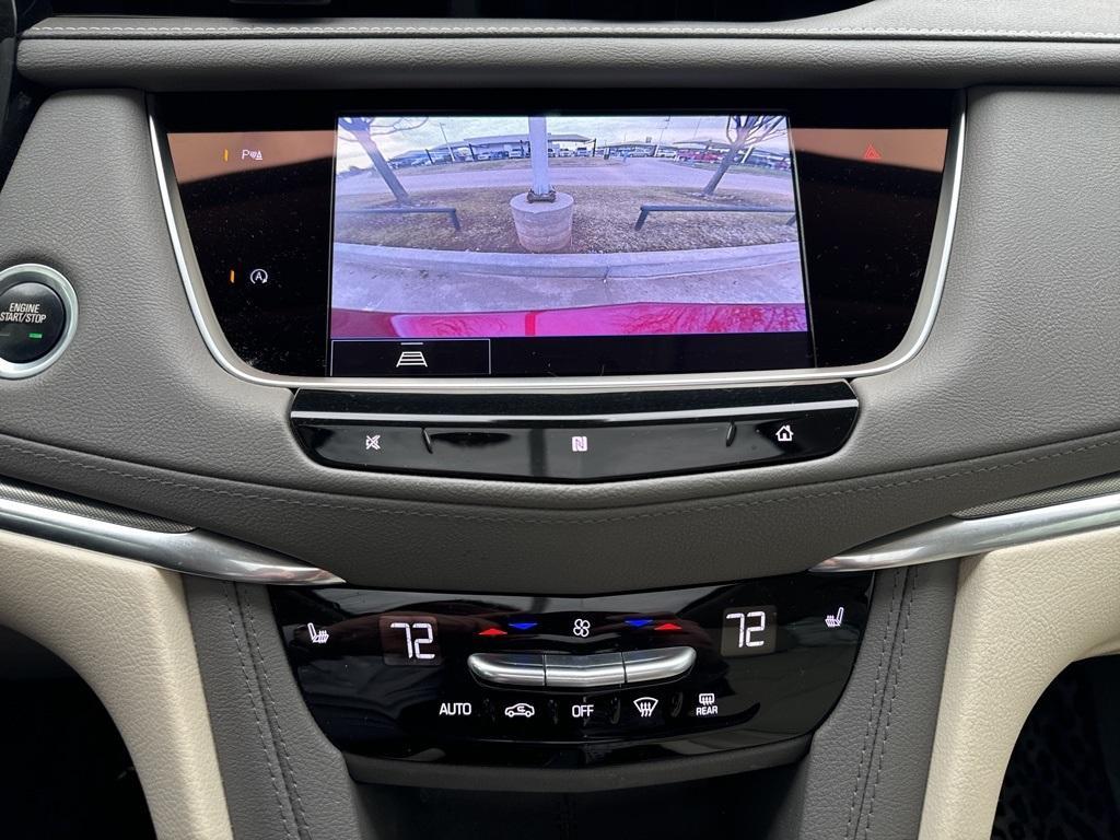 used 2021 Cadillac XT5 car, priced at $26,000