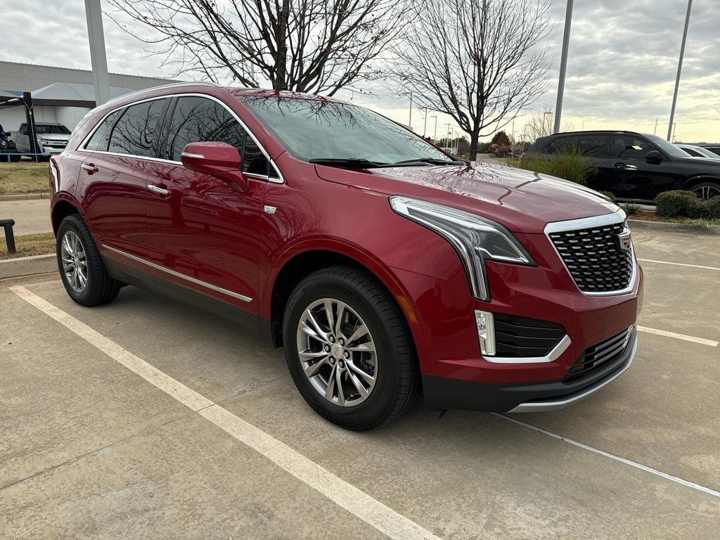 used 2021 Cadillac XT5 car, priced at $26,000
