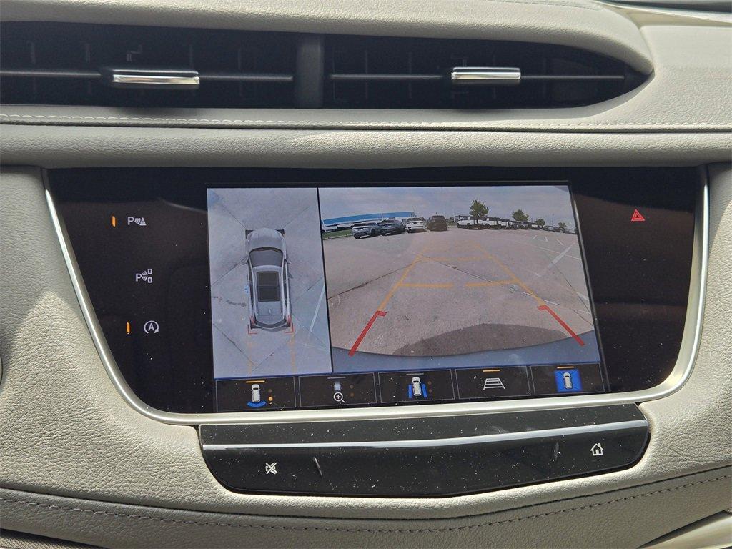new 2025 Cadillac XT5 car, priced at $56,160