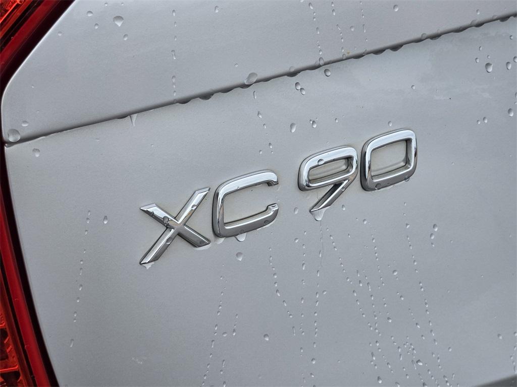 used 2020 Volvo XC90 car, priced at $23,604