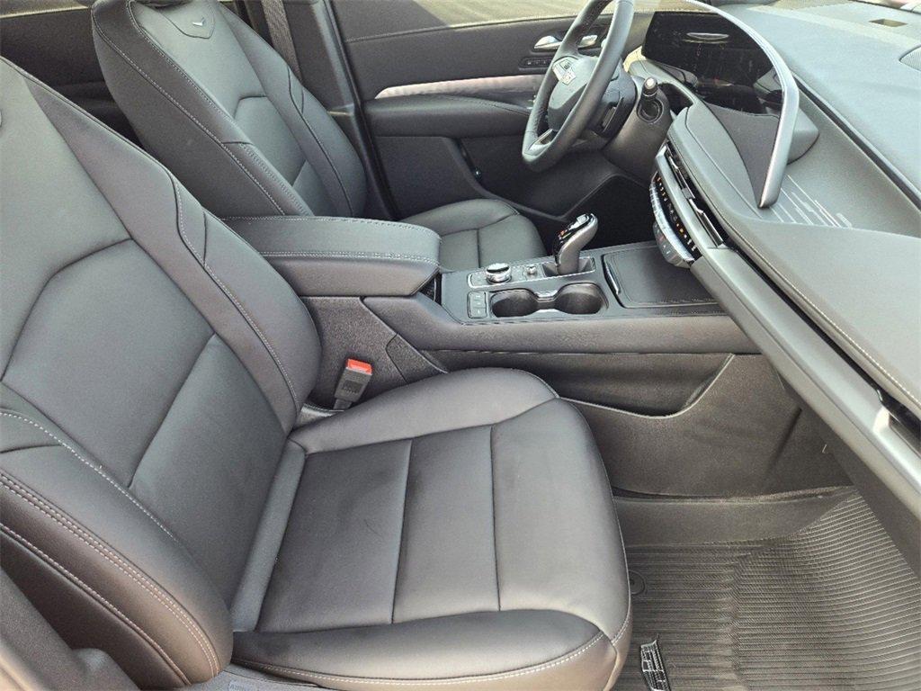 new 2025 Cadillac XT4 car, priced at $41,260