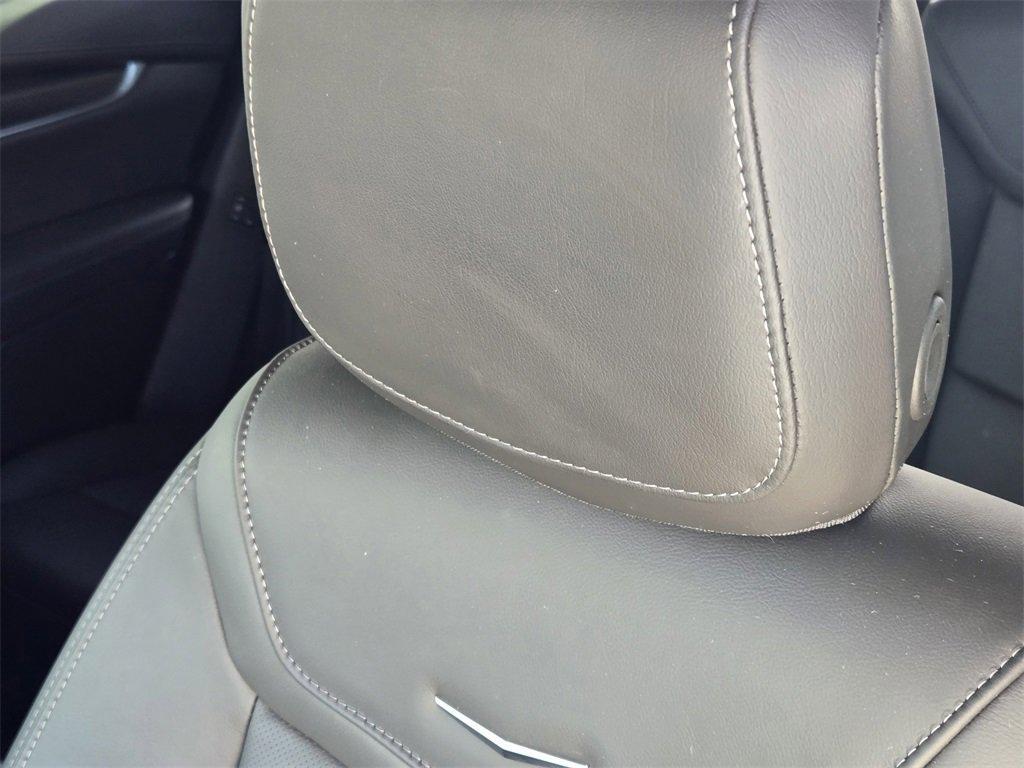 new 2025 Cadillac XT6 car