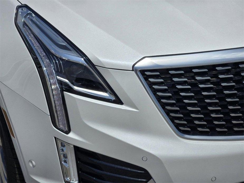 new 2024 Cadillac XT5 car, priced at $57,715