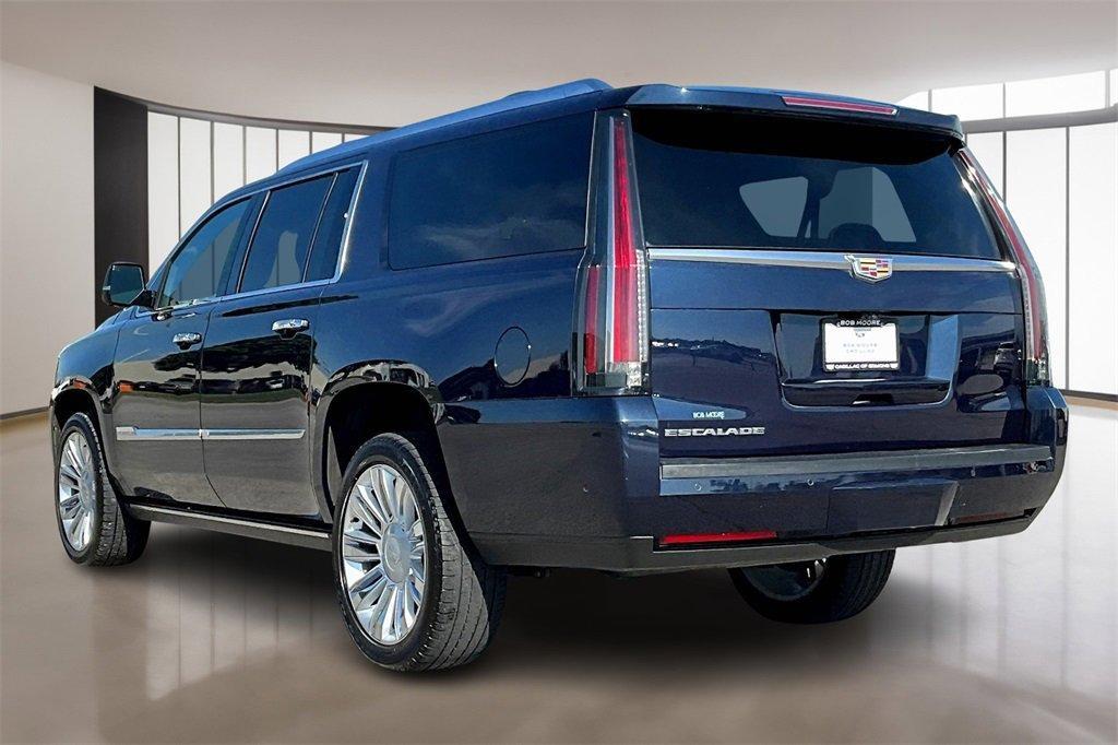 used 2019 Cadillac Escalade ESV car, priced at $32,000