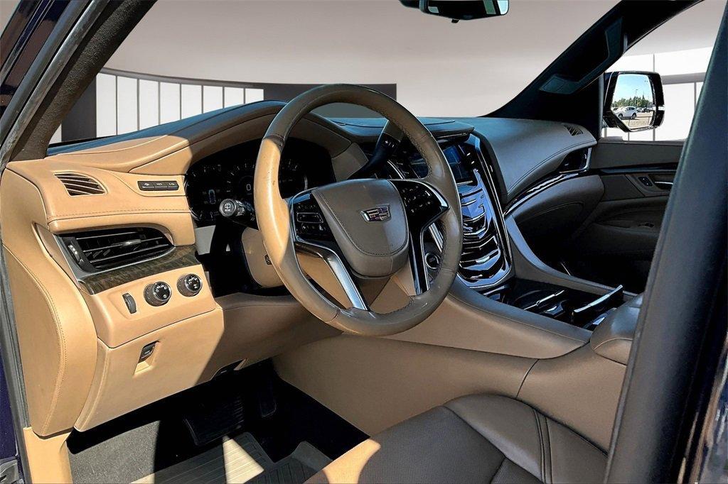 used 2019 Cadillac Escalade ESV car, priced at $32,000