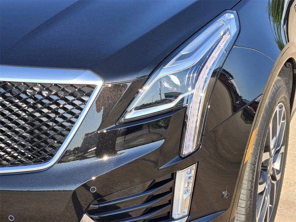 new 2025 Cadillac XT5 car, priced at $62,390