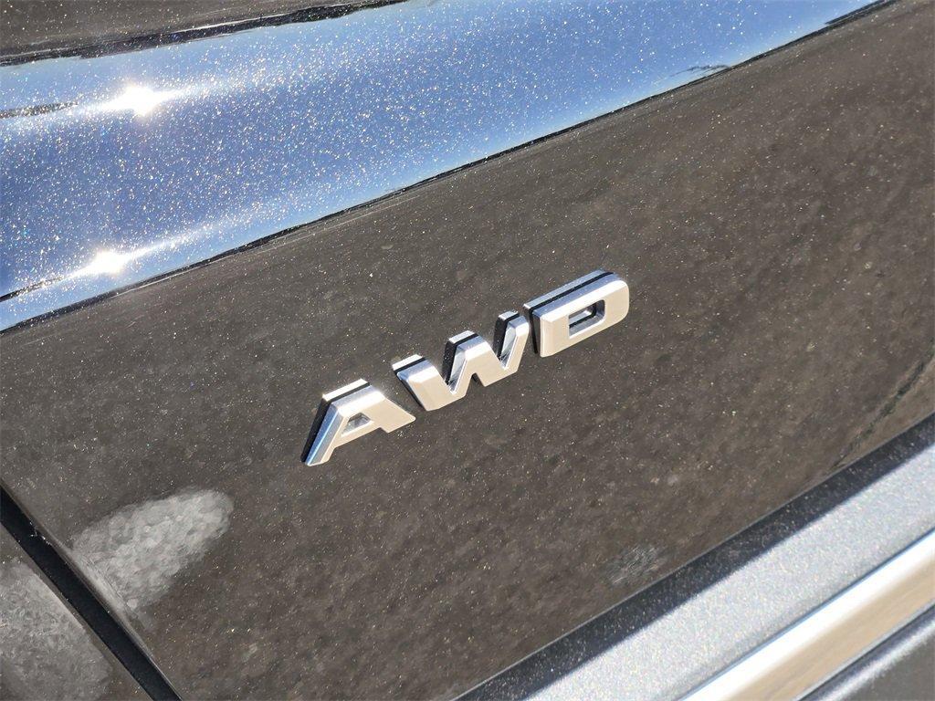 new 2025 Cadillac XT5 car, priced at $62,390