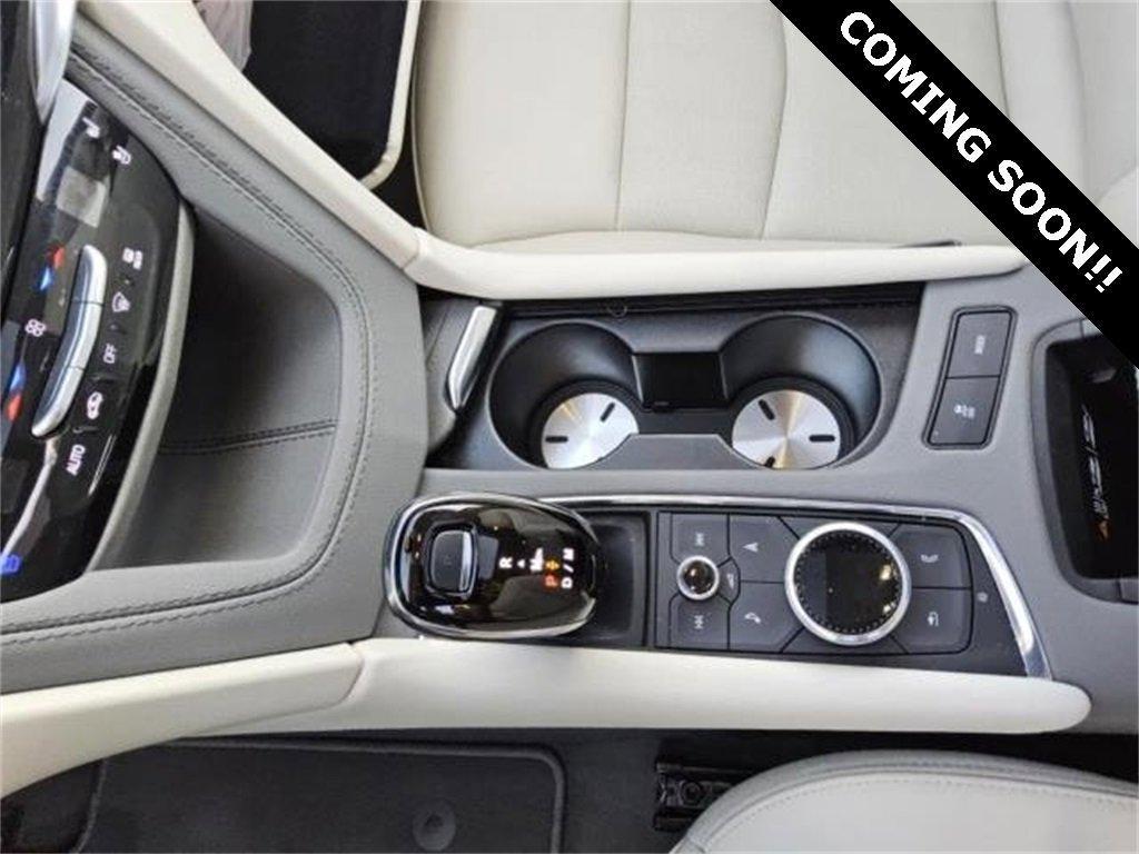 used 2025 Cadillac XT6 car, priced at $44,000