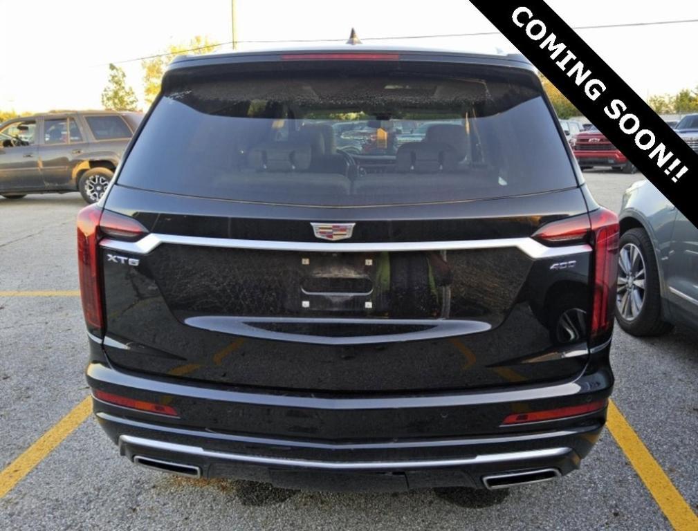 used 2025 Cadillac XT6 car, priced at $44,000