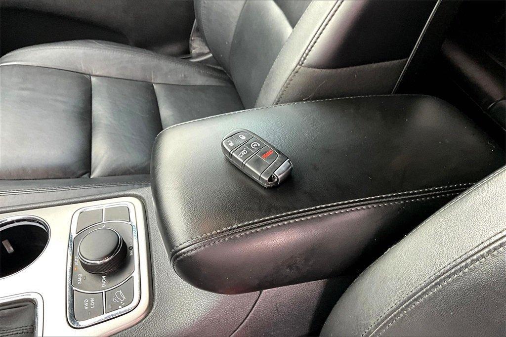 used 2018 Jeep Grand Cherokee car, priced at $18,247