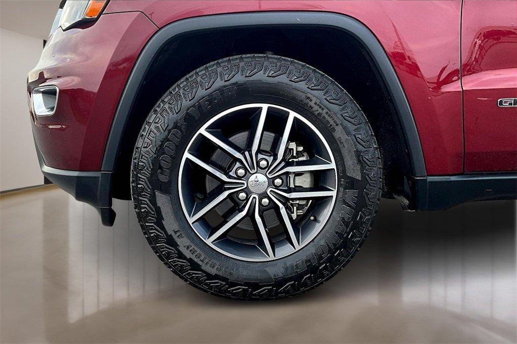 used 2018 Jeep Grand Cherokee car, priced at $18,247