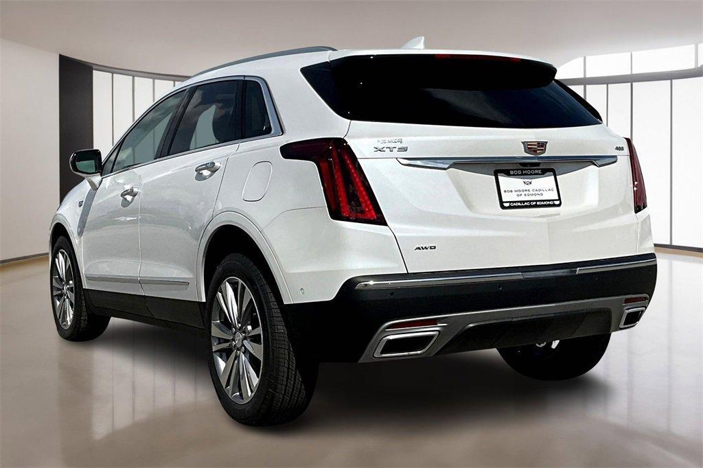 new 2025 Cadillac XT5 car, priced at $58,015