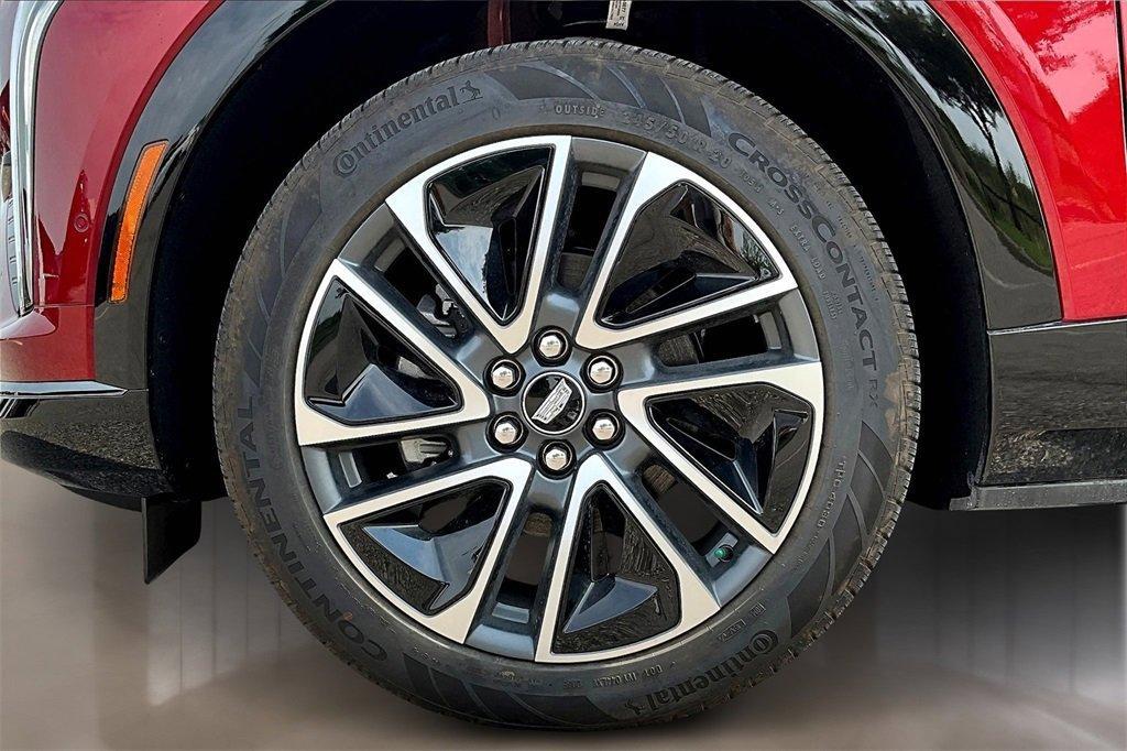 new 2025 Cadillac OPTIQ car, priced at $60,495