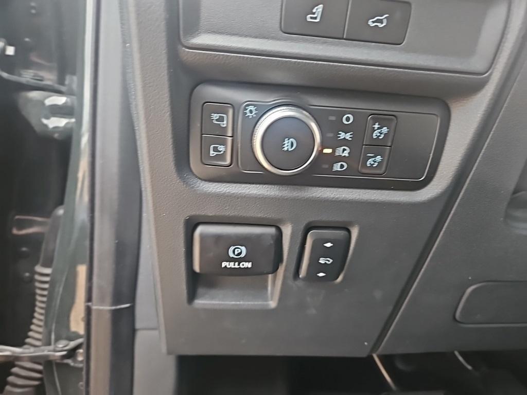 used 2022 Ford Expedition car, priced at $49,000