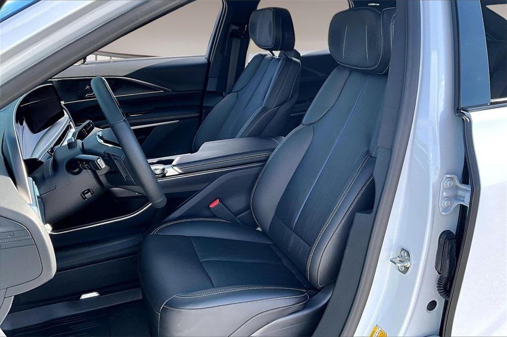 new 2026 Cadillac LYRIQ car