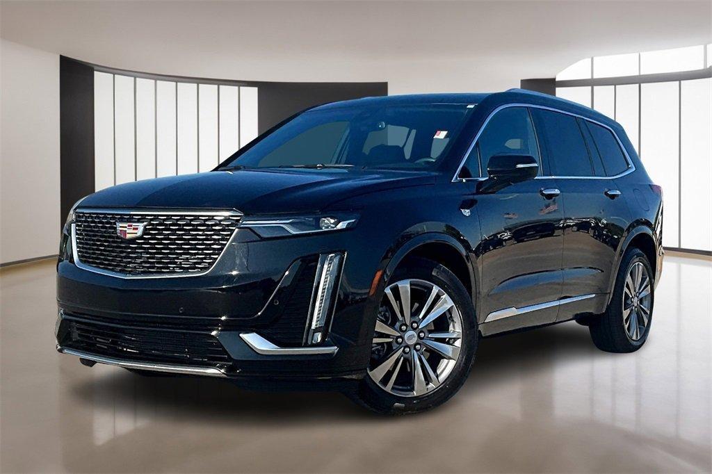 used 2025 Cadillac XT6 car, priced at $45,639