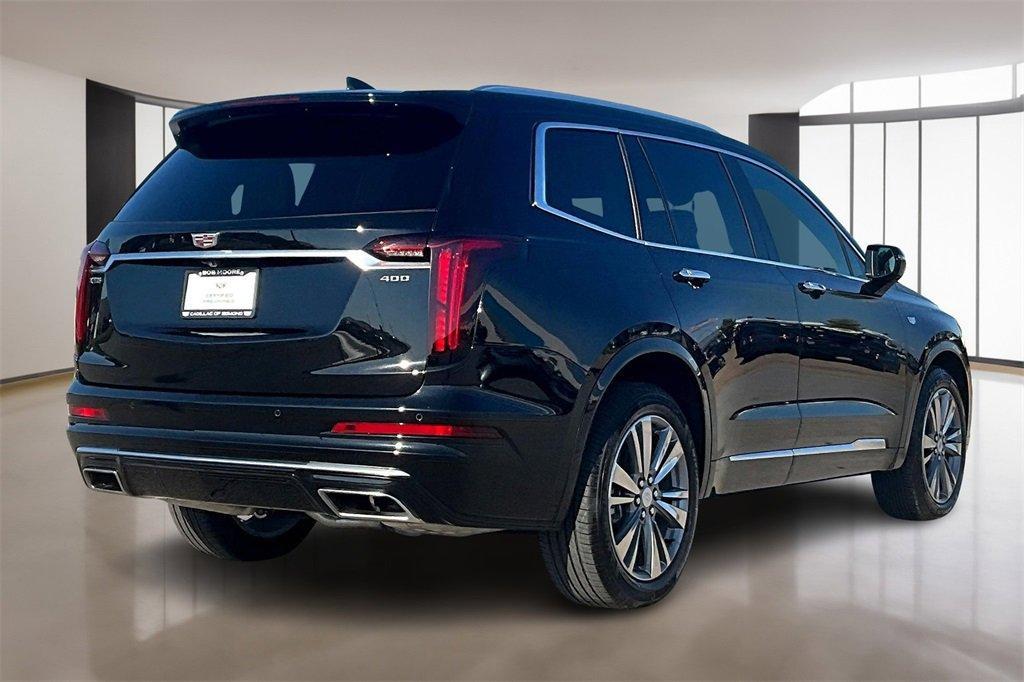 used 2025 Cadillac XT6 car, priced at $45,639