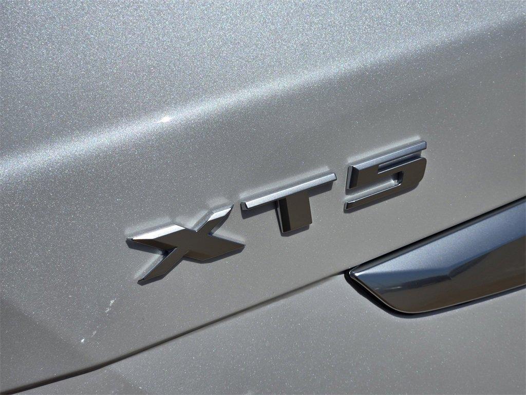 new 2025 Cadillac XT5 car, priced at $57,830