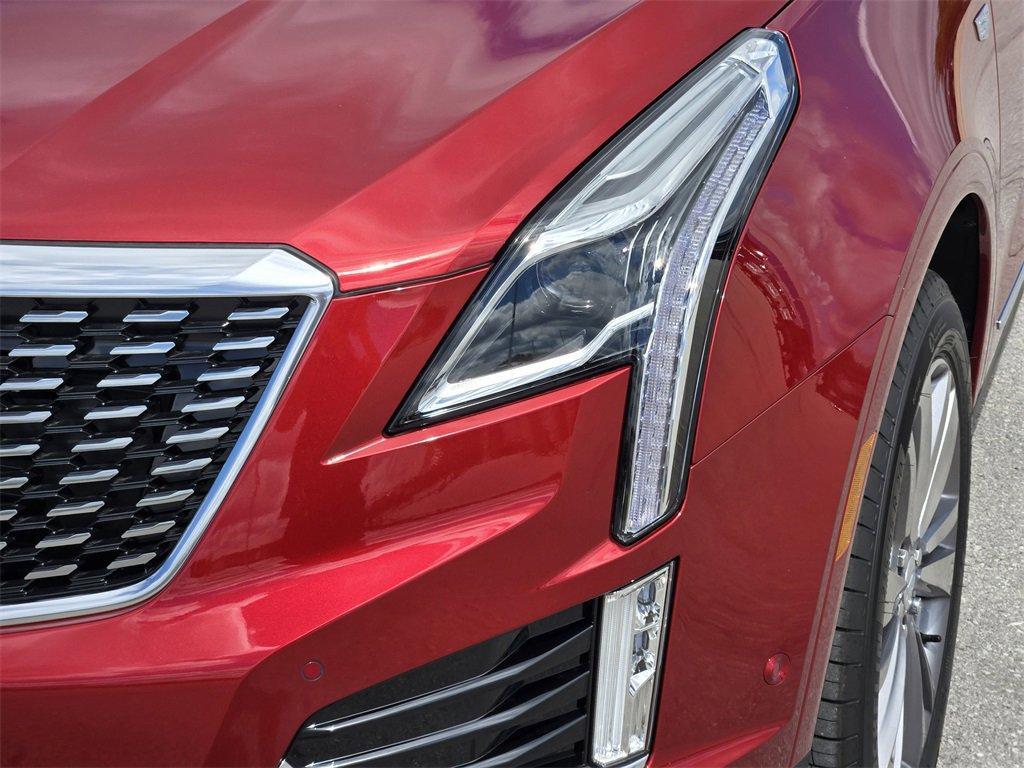 new 2025 Cadillac XT5 car, priced at $57,485