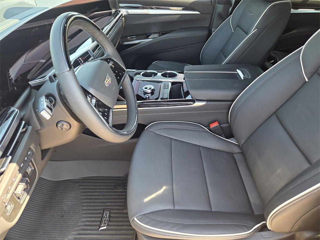 new 2025 Cadillac Escalade car, priced at $109,370