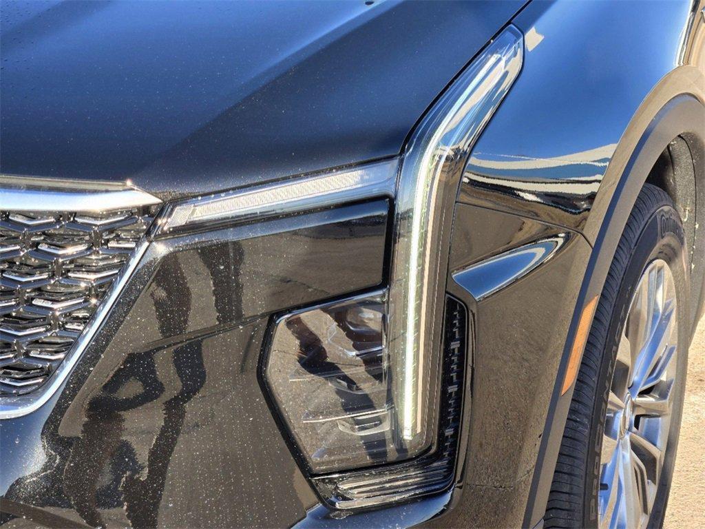 new 2025 Cadillac XT4 car, priced at $43,460
