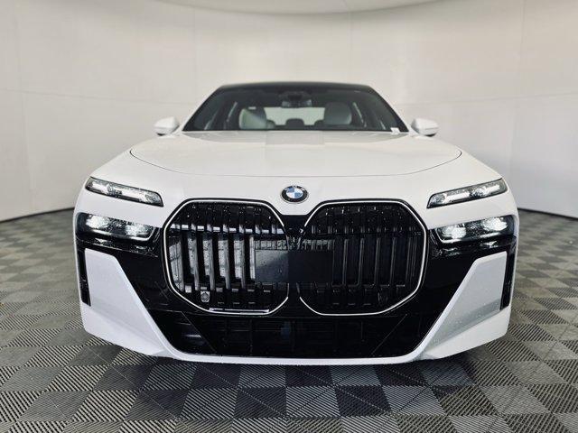 new 2024 BMW 760 car, priced at $130,925