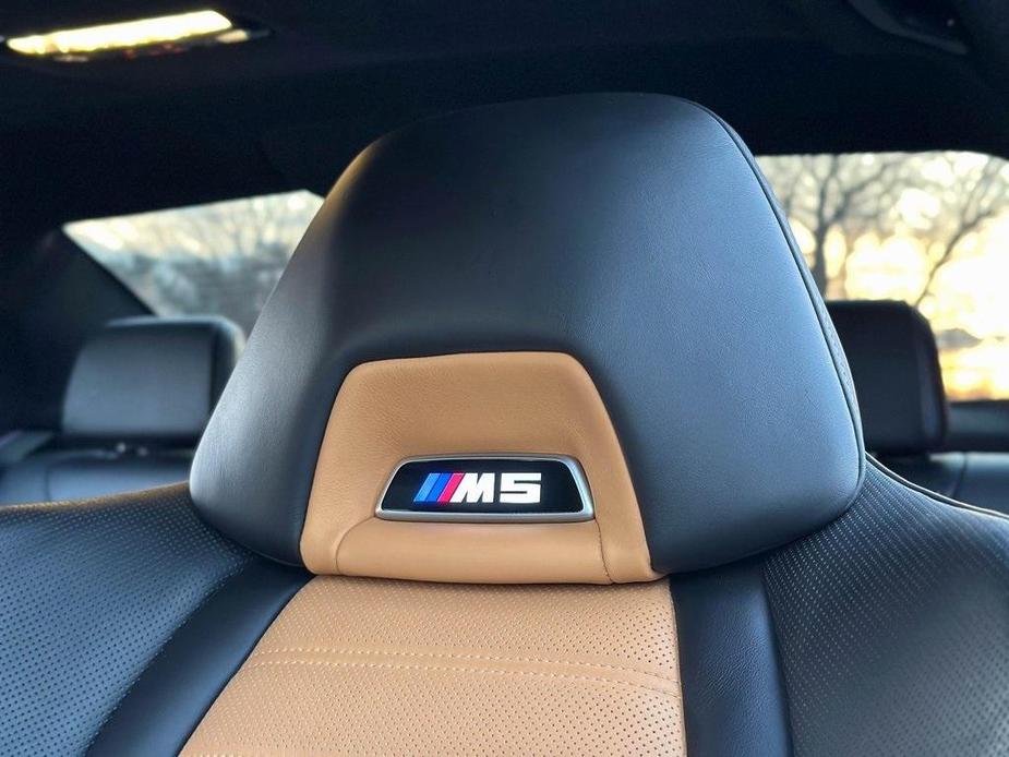 used 2022 BMW M5 car, priced at $87,980