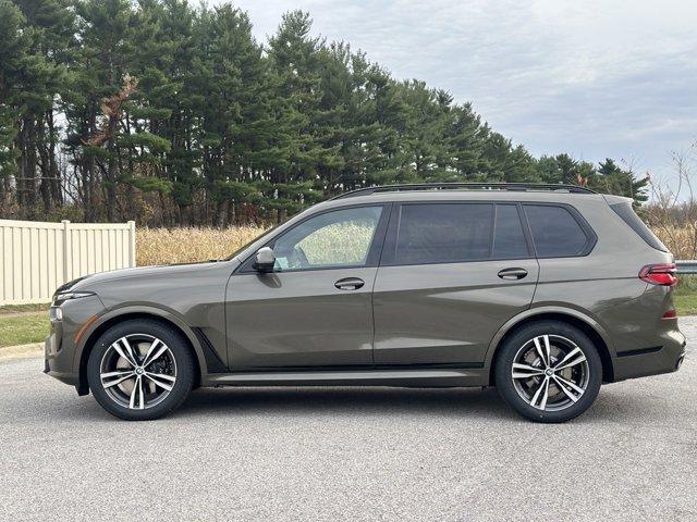 new 2025 BMW X7 car, priced at $97,225