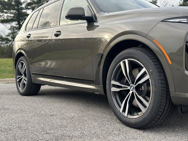 new 2025 BMW X7 car, priced at $97,225