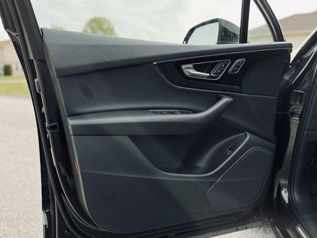 used 2017 Audi Q7 car, priced at $19,980
