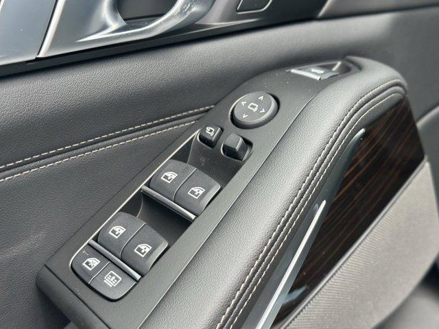 new 2026 BMW X7 car, priced at $98,925