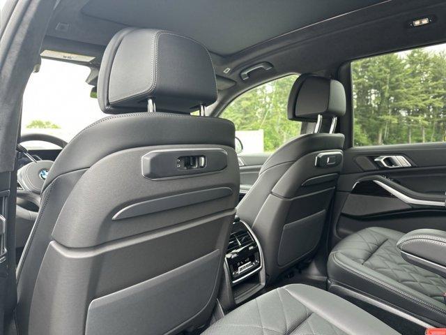 new 2026 BMW X7 car, priced at $98,925